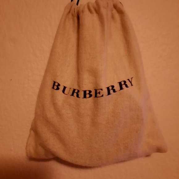 BURBERRY LEATHER BELT. - Picture 1 of 4